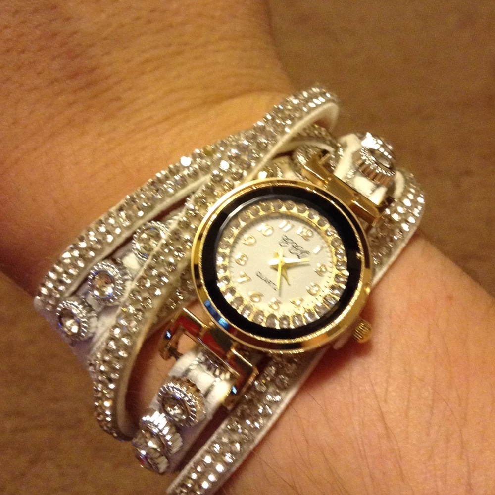 Fashion casual analog quartz rhinestone watch
